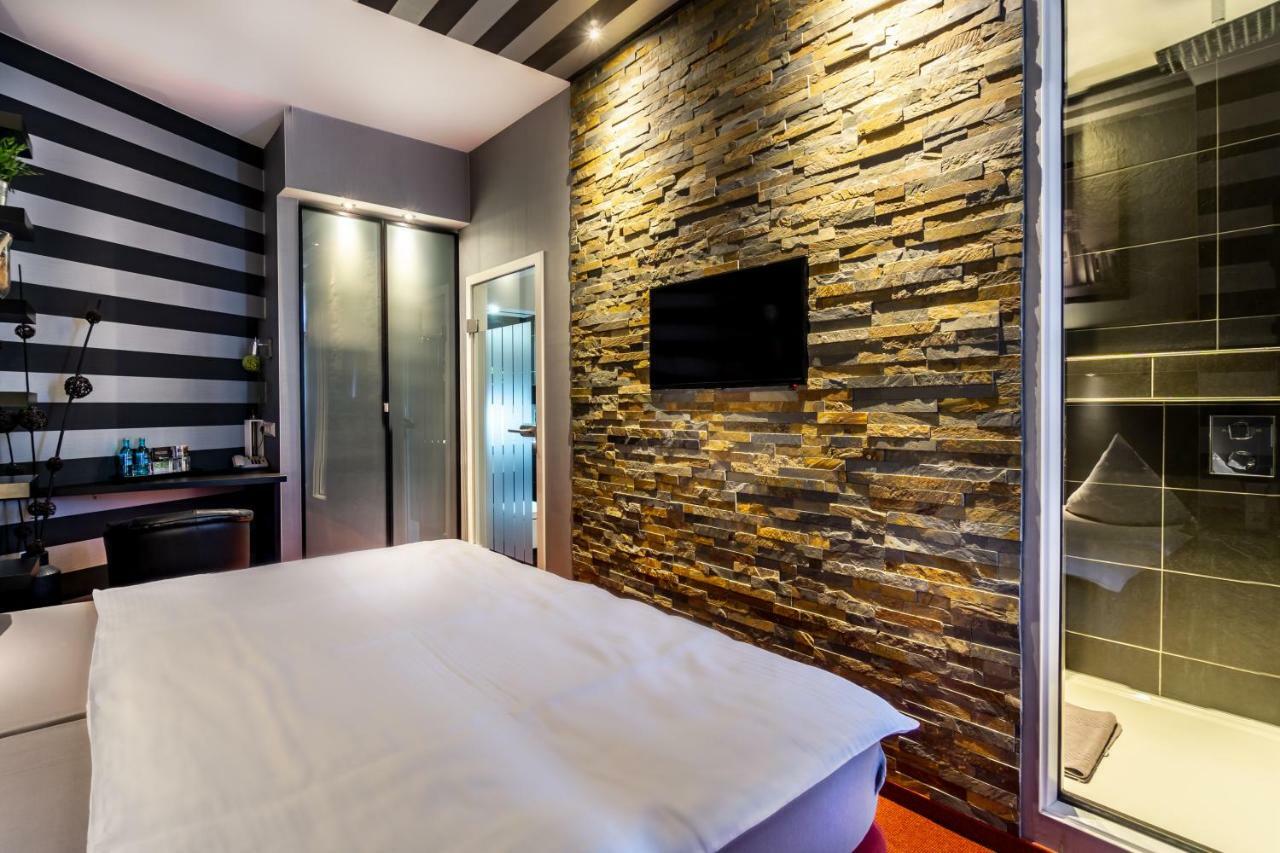 Sl'Otel - Das Stadthotel - Voll Klimatisiert Bernburg Eksteriør bilde