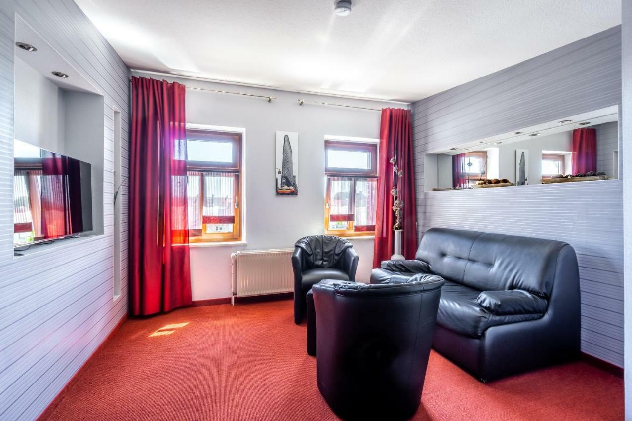 Sl'Otel - Das Stadthotel - Voll Klimatisiert Bernburg Eksteriør bilde